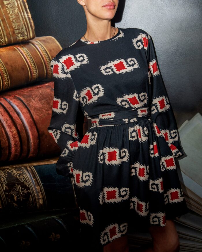NINA SHORT OVERSIZED DRESS (BLACK) - Image 2