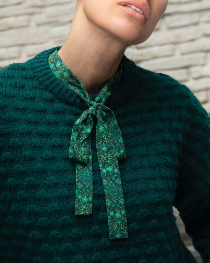 SONIA OVERSIZED KNITTED BLOUSE (GREEN) - Image 2
