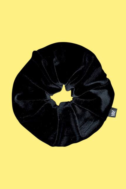 SCRUNCHIES (BLACK VELVET)