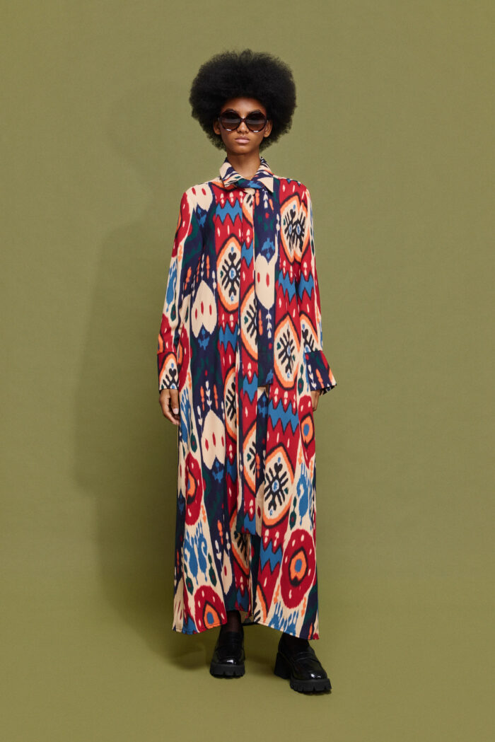 'LIANA' MAXI DRESS (BLUE HARTS) - Image 4