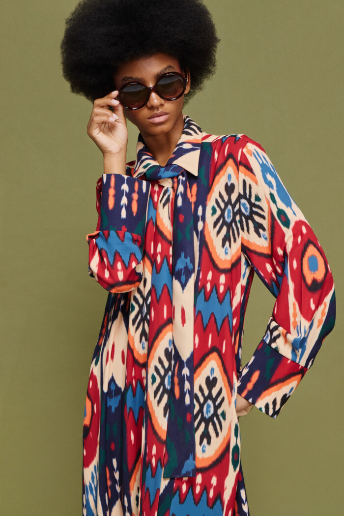 'LIANA' MAXI DRESS (BLUE HARTS) - Image 2
