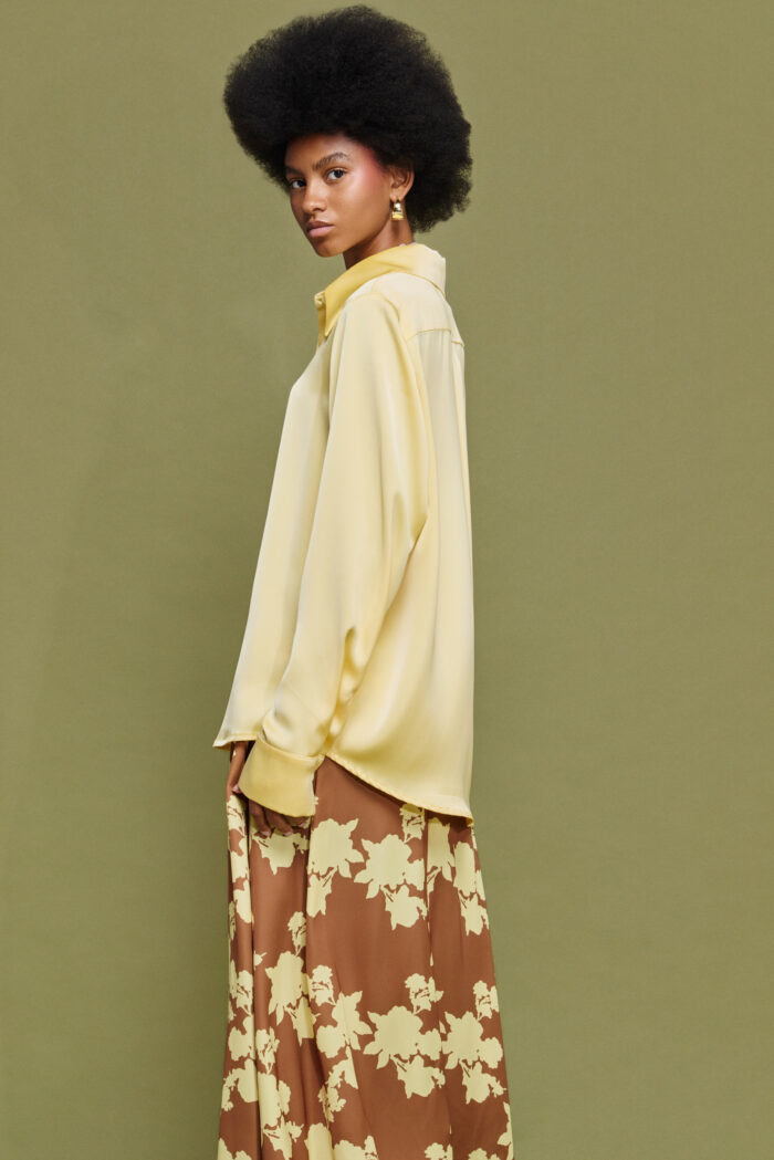 'KAIA' SATIN SHIRT (PALE YELLOW) - Image 3