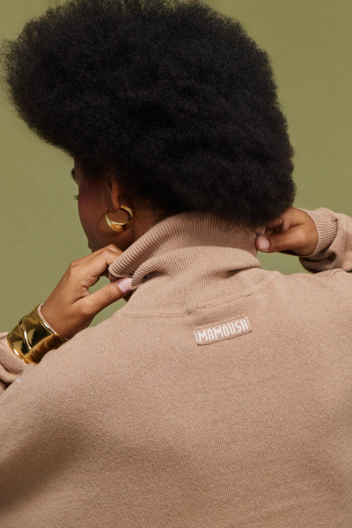 'VELMA' CASHMERE TURTLENECK (ALMOND) - Image 2