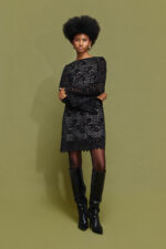 'ELLIANA' ΜΙΝΙ ΦΟΡΕΜΑ ΑΠΟ ΔΑΝΤΕΛΑ ΜΕ ΒΕΛΟΥΔΟ (BLACK) - Image 5