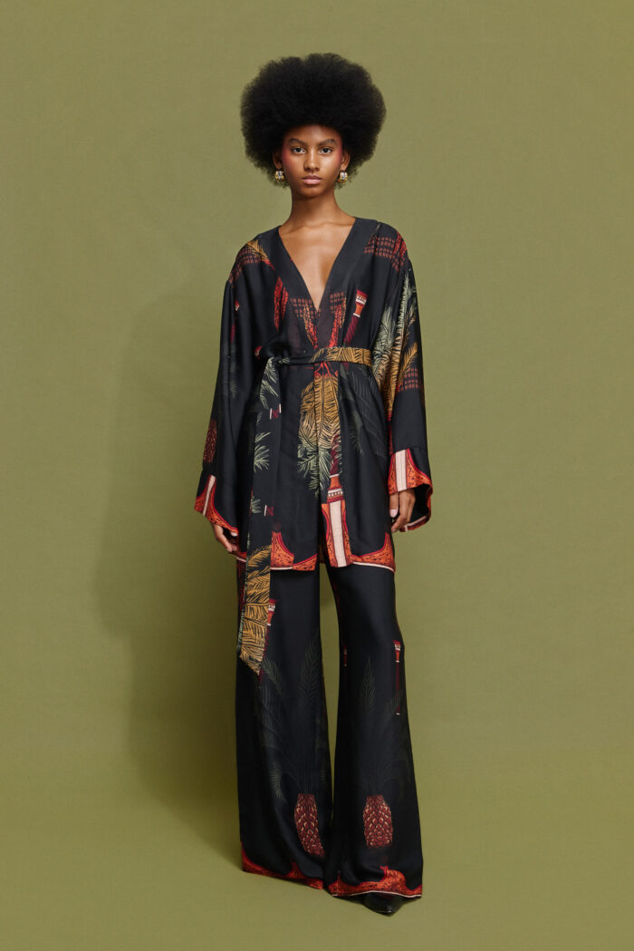'TESSA' SHORT KIMONO (BLACK PALM TREE) - Image 2