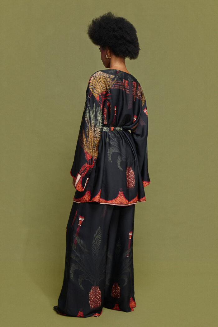'TESSA' SHORT KIMONO (BLACK PALM TREE) - Image 3