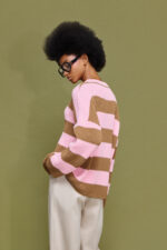 'MYRTO' KNITTED STRIPED BLOUSE (CHOCOLA/PINK) - Image 4