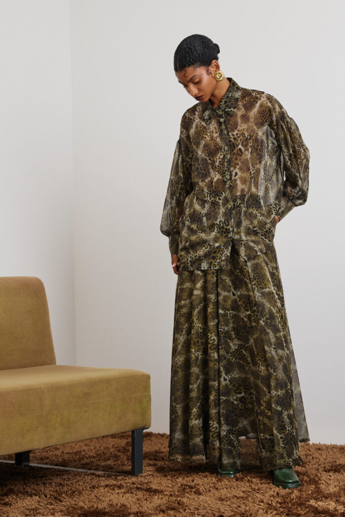'DANAI' LONG SKIRT WITH ELASTIC (OLIVE/ANIMAL PRINT) - Image 4