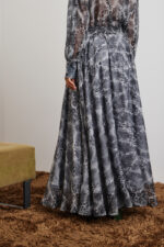 'DANAI' LONG SKIRT WITH ELASTIC (GRAY/ANIMAL PRINT) - Image 3
