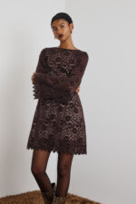 'ELLIANA' ΜΙΝΙ ΦΟΡΕΜΑ ΑΠΟ ΔΑΝΤΕΛΑ ΜΕ ΒΕΛΟΥΔΟ (CHOCOLA)