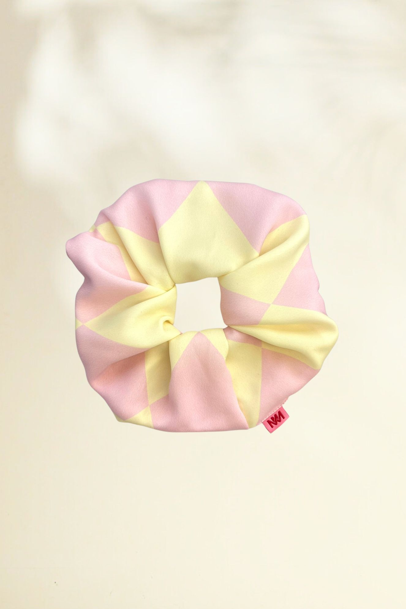 11 SCRUNCHIES (PALE PINK/PALE YELLOW) - Image 1