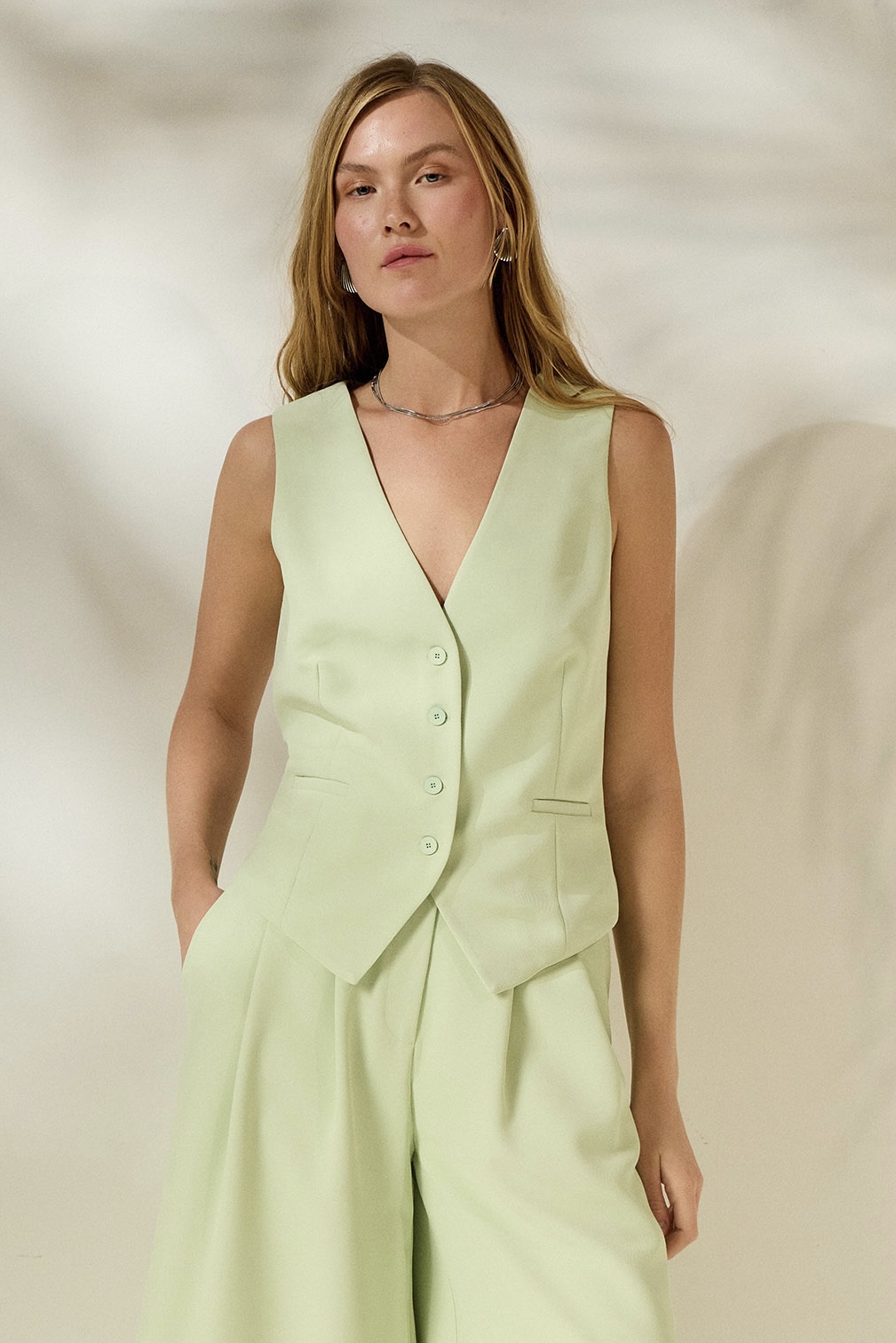 Evoto 'ARETI' VEST (MINT) - Image 1