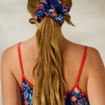 SCRUNCHIES (BLUE FLOWERS)