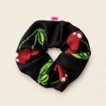 SCRUNCHIES (WHITE ROSES)