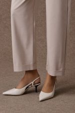 'LEO' CROPPED PANTS (CREAM WHITE) - Image 4