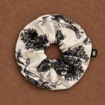 SCRUNCHIES (BLACK/WHITE)