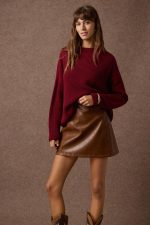 'KAIA' KNITTED BLOUSE (BURGUNDY) - Image 2
