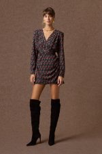 'AGAPI' MINI DRESS (BLACK/POMEGRANATE) - Image 5