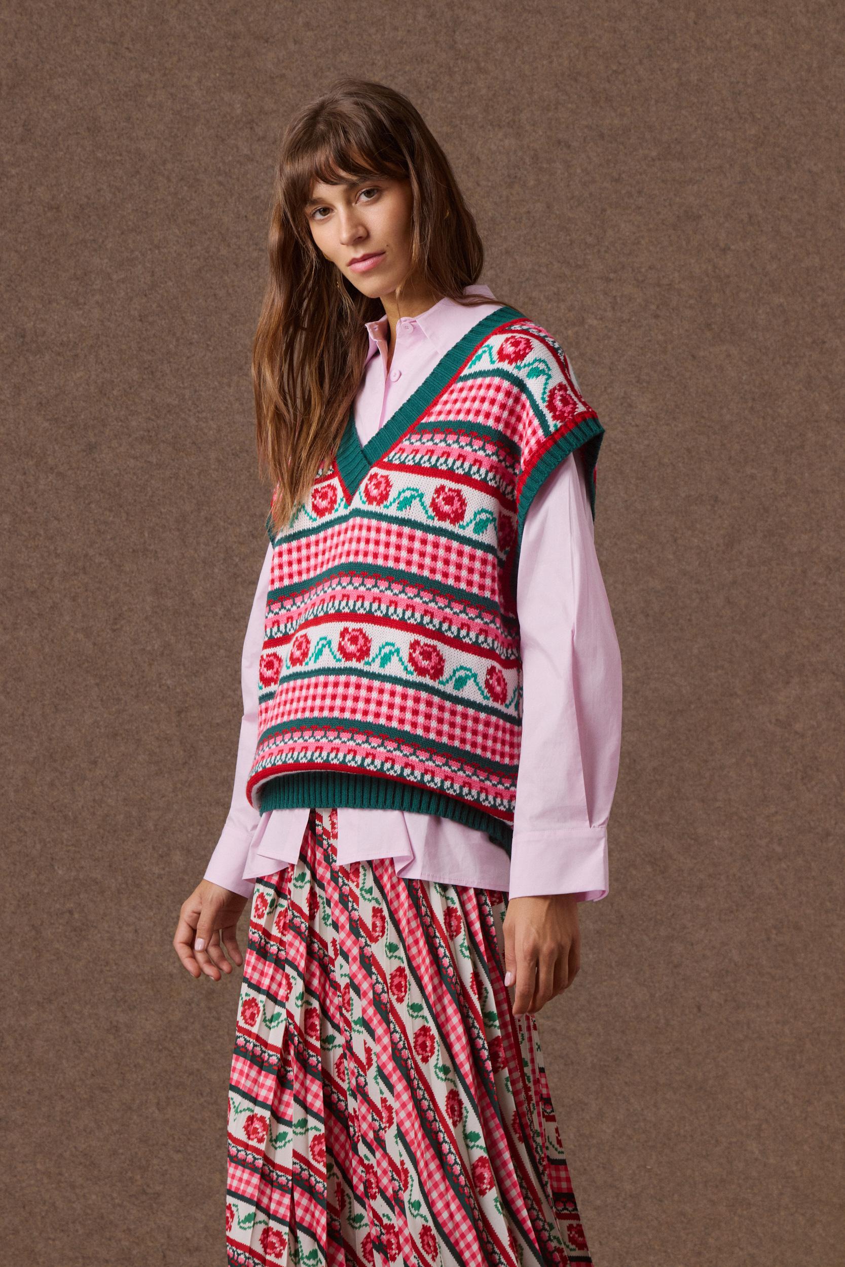 mamoush-30-08-3037 'RANIA' KNITTED VEST (VINTAGE ROSE) - Image 1